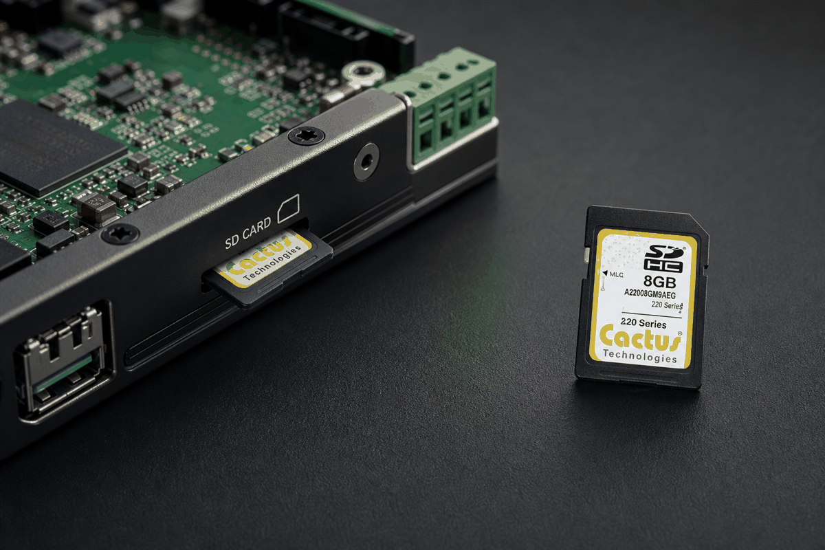 Cactus Technologies 推出 220 系列工业 MLC SD 卡